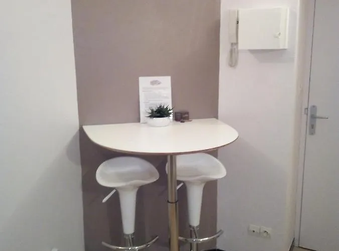 דירה 2 Pers En Vieille Parking Gratuit - By La Source D'orfee