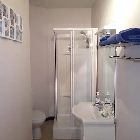 2 Pers En Vieille Parking Gratuit - By La Source D'orfee *